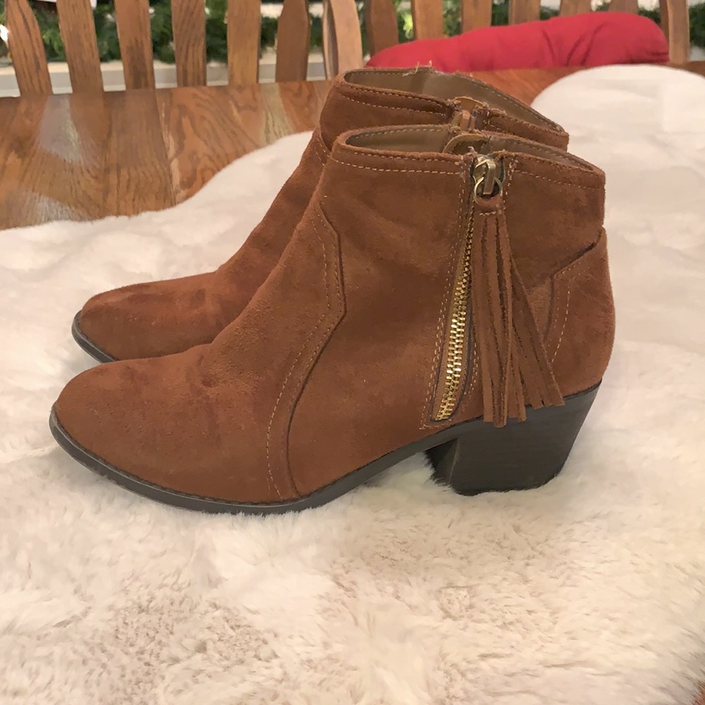 Soda suede boots